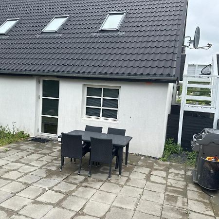 2 Bedroom Apartment Near The Sea Tisvildeleje Exterior foto